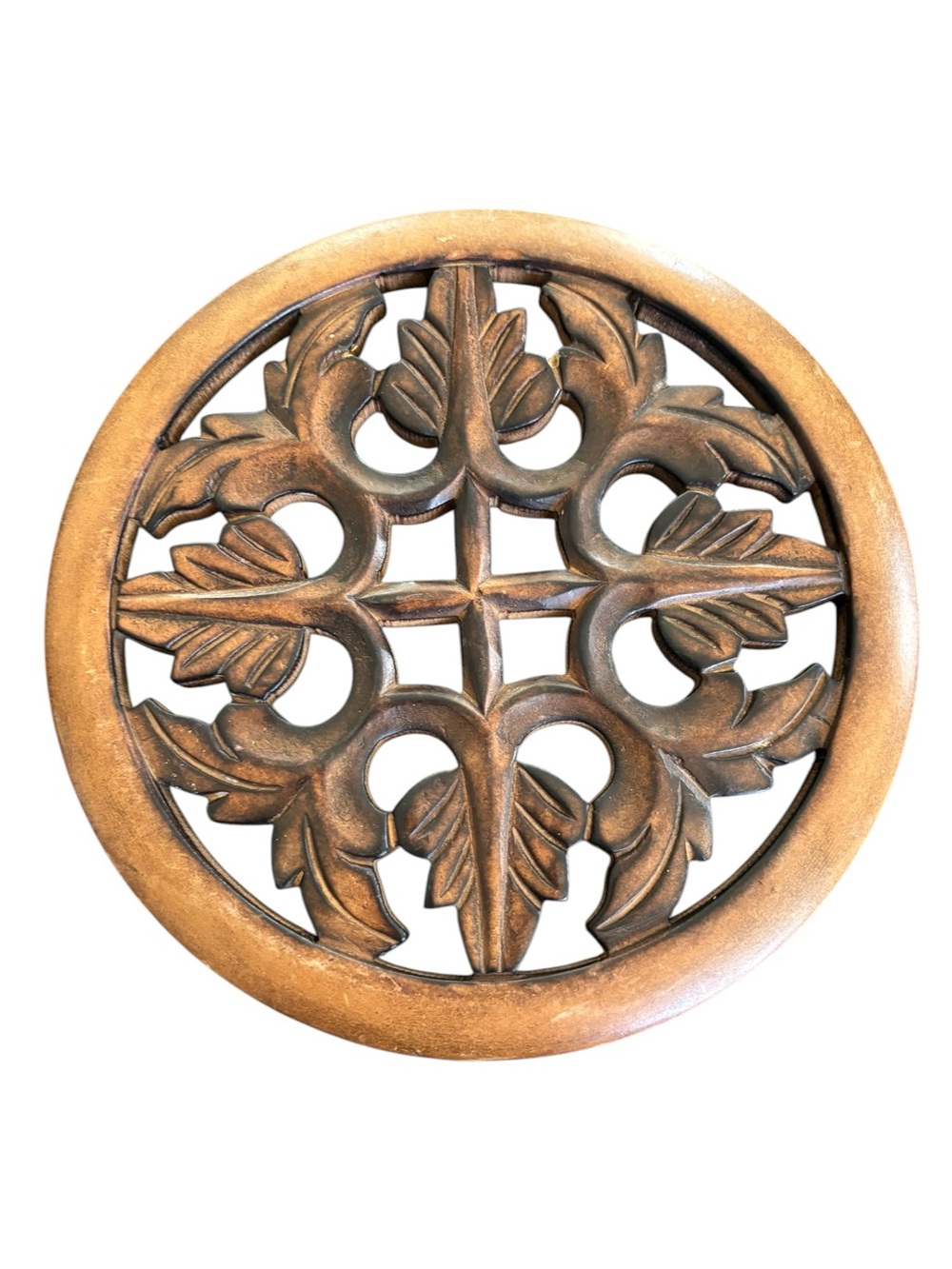 Wooden Round Hanging Medallion Wall Plaque W/Hanger Openwork Leaf Pattern 8.25”